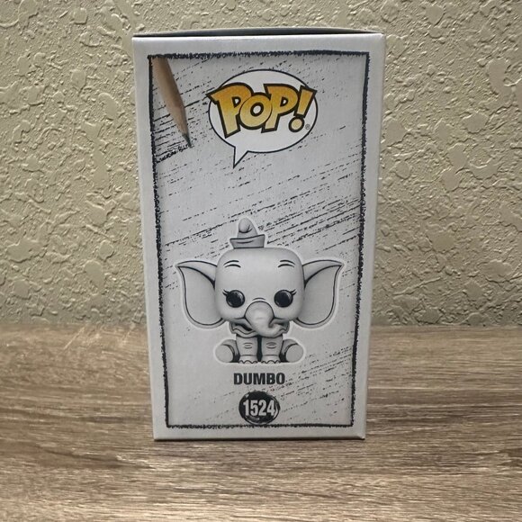 Funko Pop! Disney Sketched Classics Dumbo Figure #1524! - Picture 5 of 7